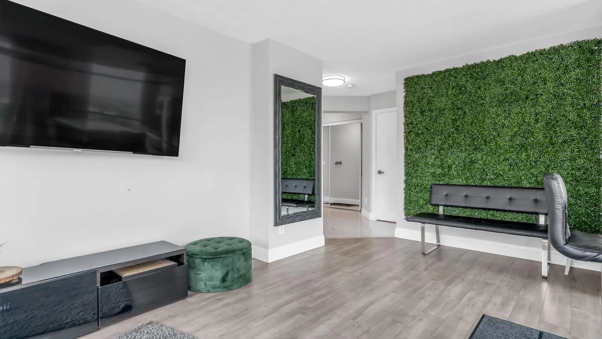 Apartment Downtown Toronto Stay With Stunning Views & Free Parking