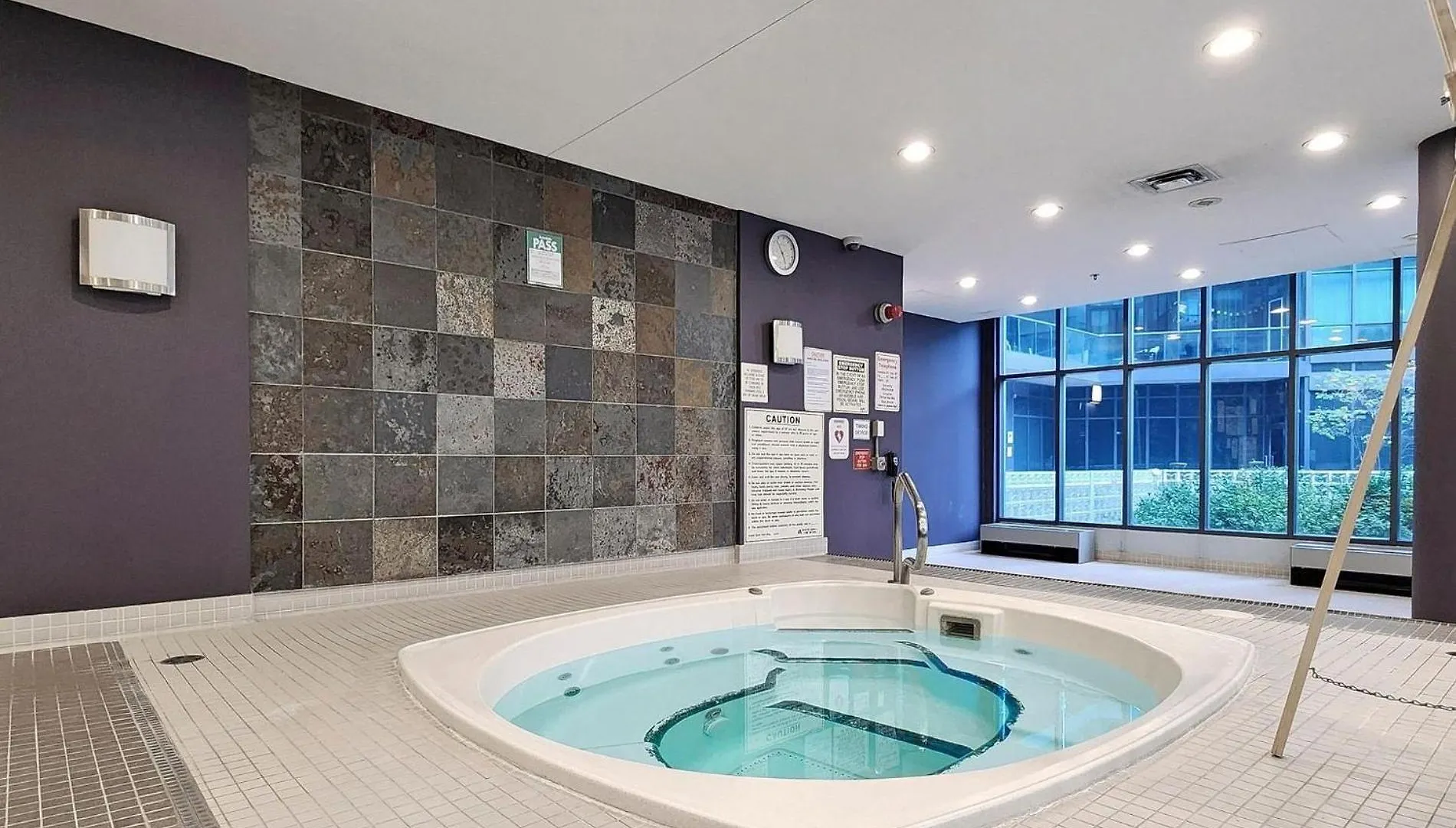 Apartment Downtown Toronto Stay With Stunning Views & Free Parking Canada