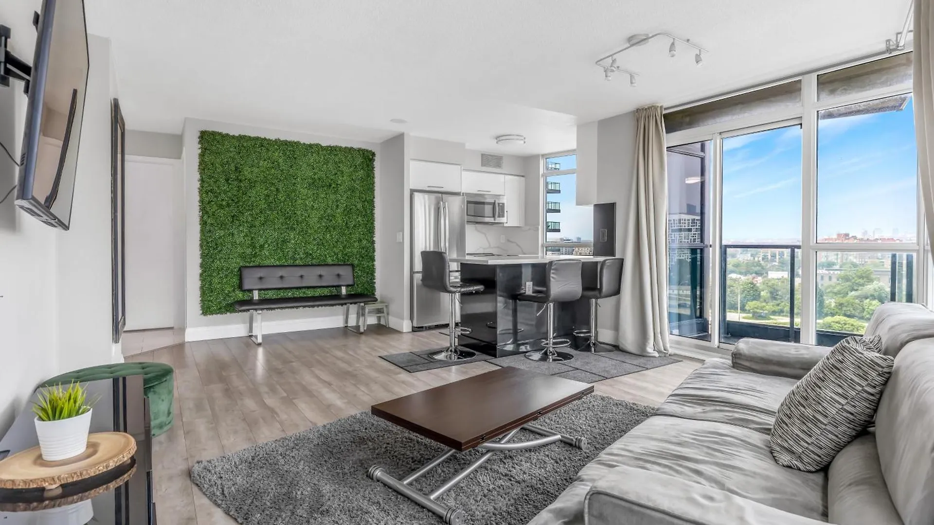 2 Bedroom Downtown Toronto Stay With Stunning Views & Free Parking contacts
